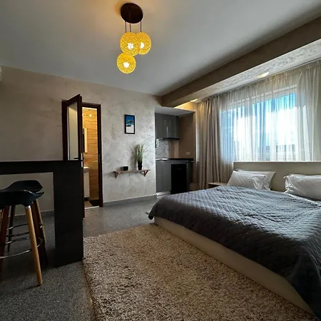 - & 3br Near *