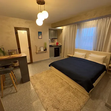 Apartament - & 3br Near