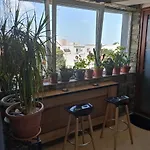 Apartment - & 3br Near