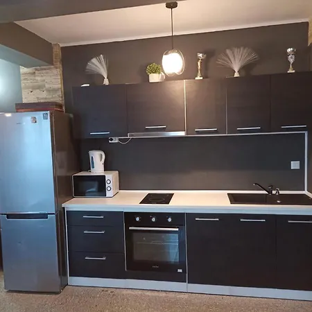Central Residence - Studio & 3Br Apartment Near Beach Apartment