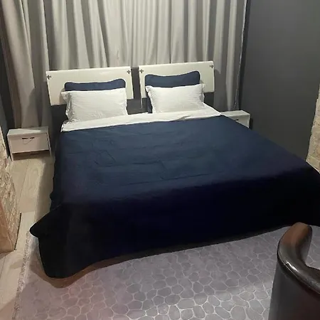Central Residence - Studio & 3Br Apartment Near Beach *