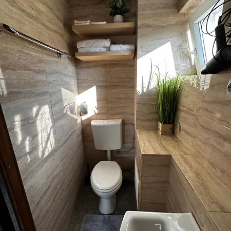 Central Residence - Studio & 3Br Apartment Near Beach Constanta