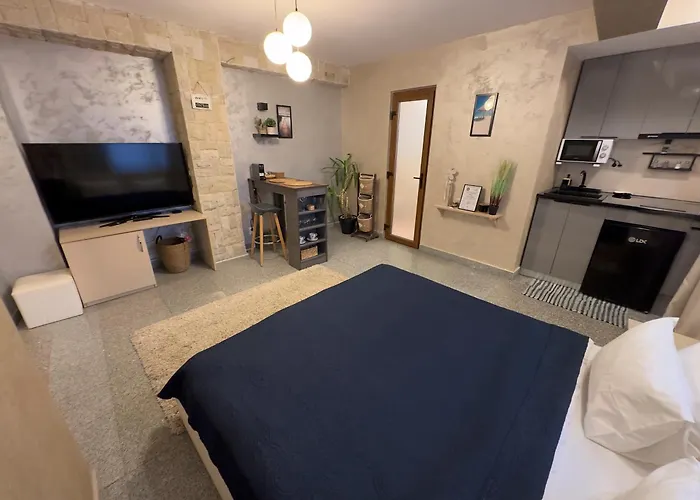 - & 3br Near كونستانتا